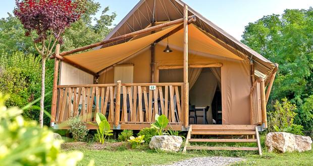 exterieur location Tente Lodge camping Soleil fruite